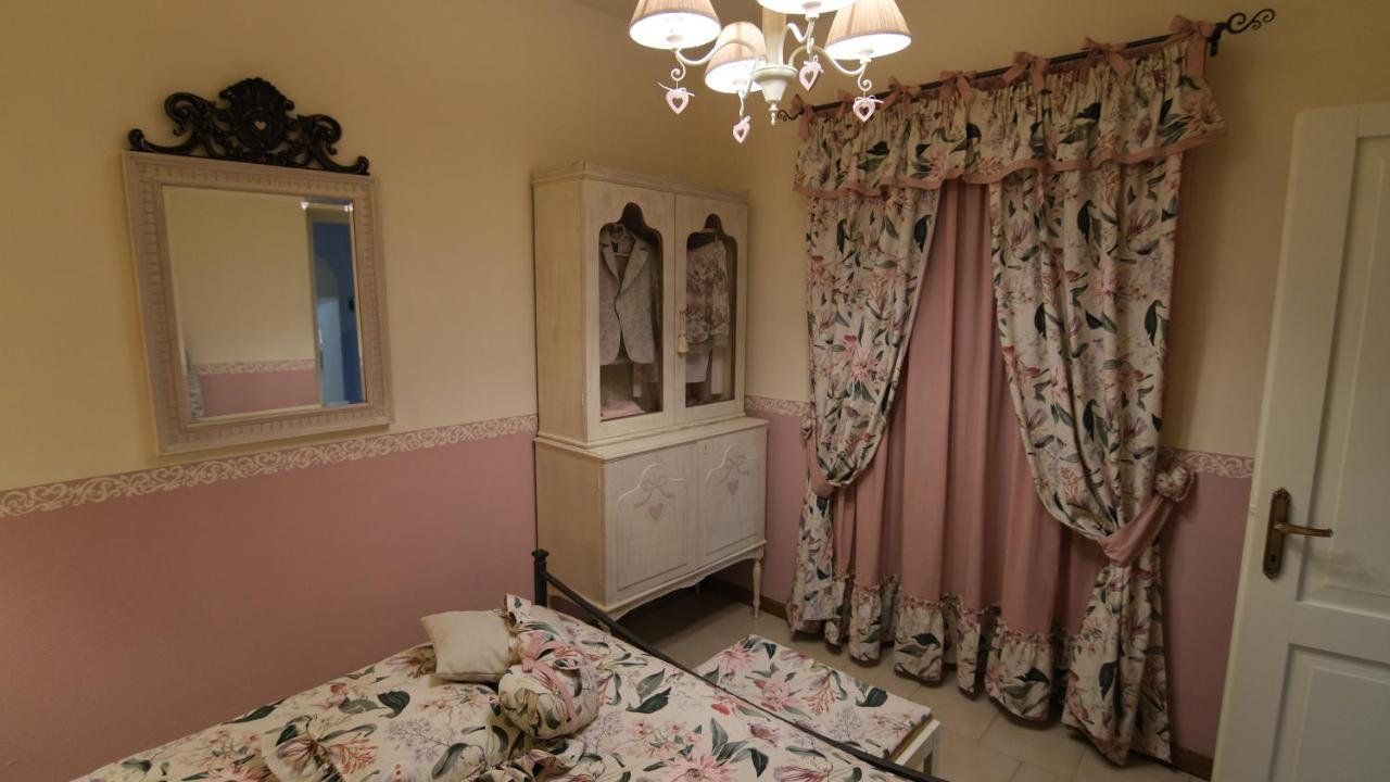 La Casina Dei Cuori Di Nonna Miglia Villa Pallerone Exteriör bild