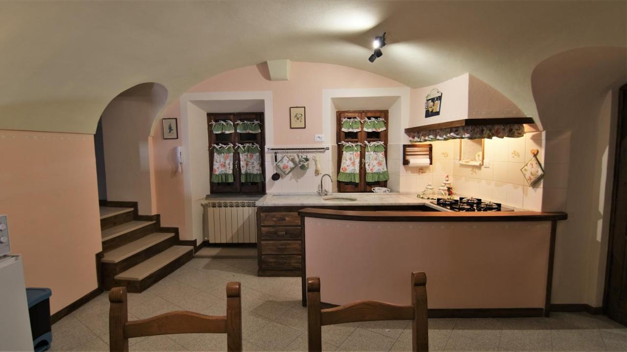 La Casina Dei Cuori Di Nonna Miglia Villa Pallerone Exteriör bild