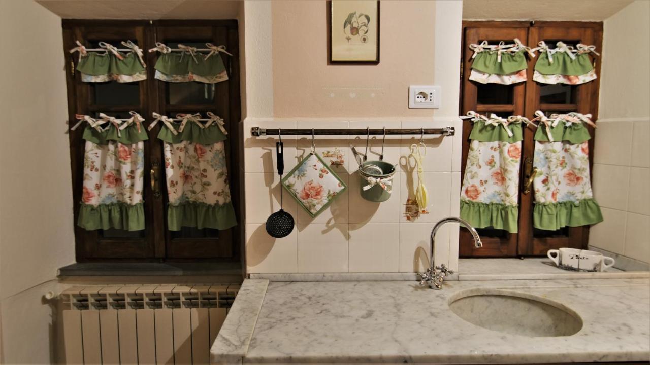 La Casina Dei Cuori Di Nonna Miglia Villa Pallerone Exteriör bild