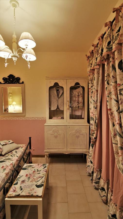 La Casina Dei Cuori Di Nonna Miglia Villa Pallerone Exteriör bild