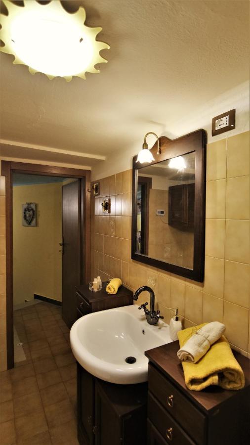 La Casina Dei Cuori Di Nonna Miglia Villa Pallerone Exteriör bild