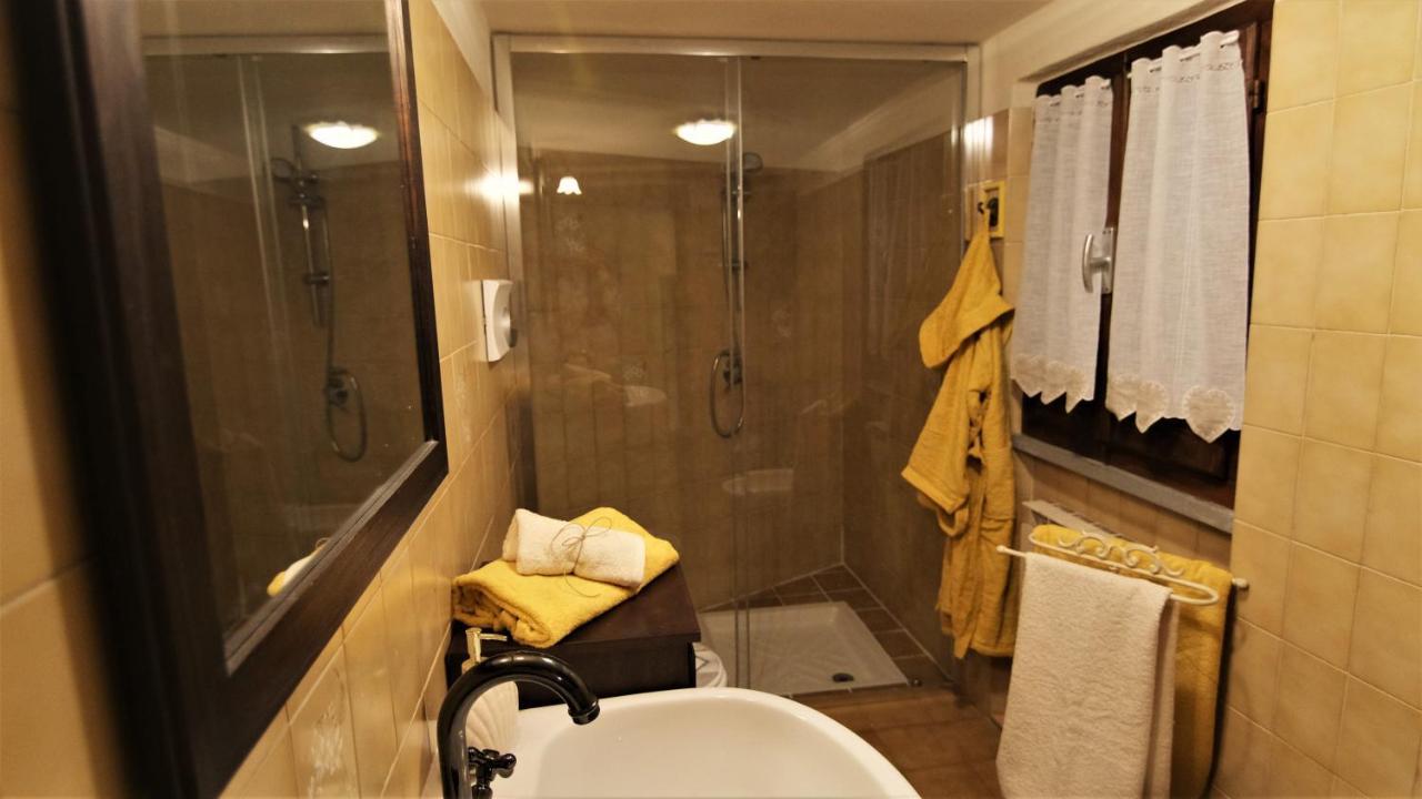 La Casina Dei Cuori Di Nonna Miglia Villa Pallerone Exteriör bild