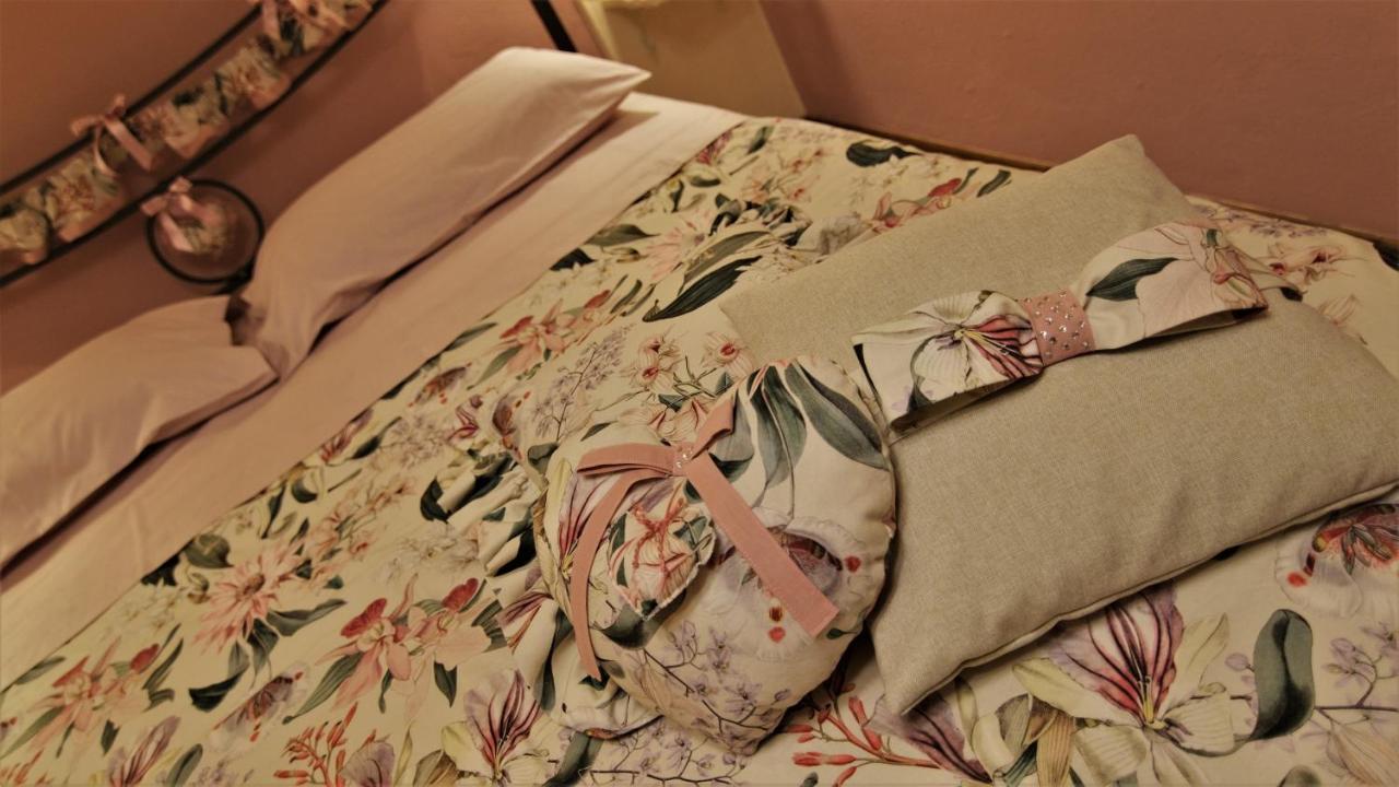 La Casina Dei Cuori Di Nonna Miglia Villa Pallerone Exteriör bild