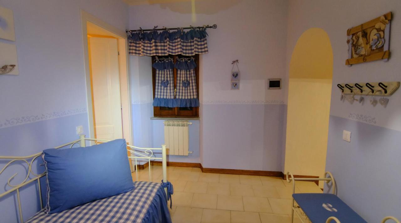 La Casina Dei Cuori Di Nonna Miglia Villa Pallerone Exteriör bild