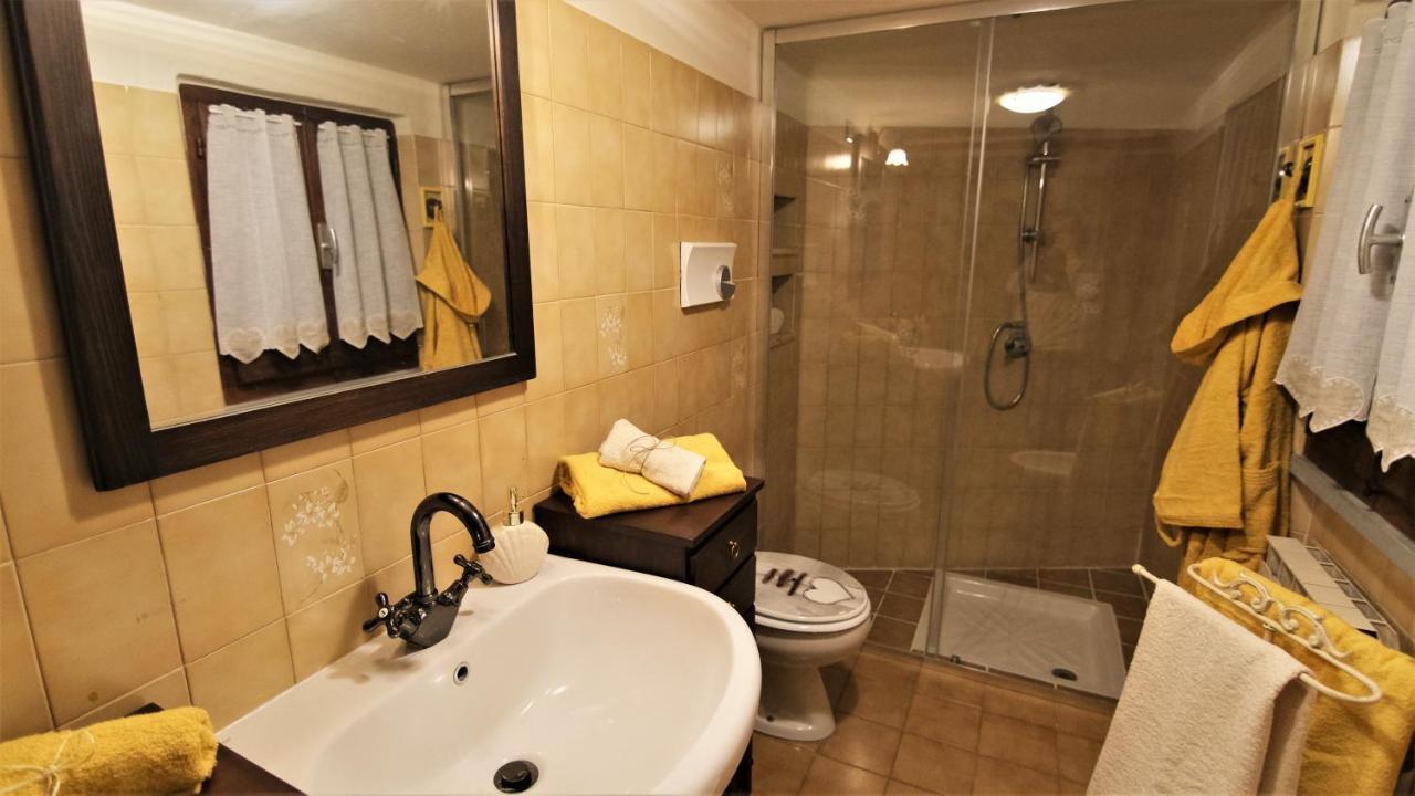 La Casina Dei Cuori Di Nonna Miglia Villa Pallerone Exteriör bild